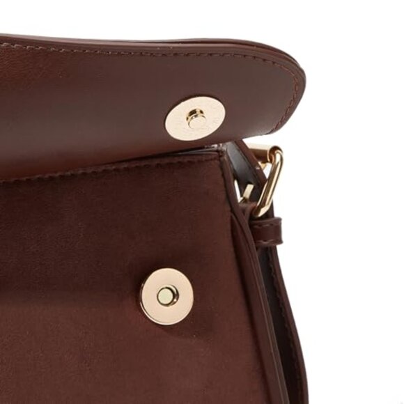 Amazon.com: Y2k Chain Suede Leather Purse Vintage Crossbody  Suede Shoulder Bag Convertible Crossbody Tote Y2K Chic Vintage Purse Removable